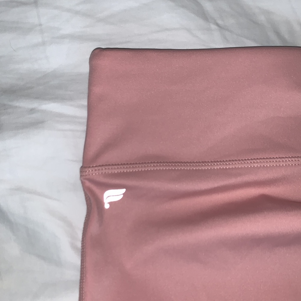 NWOT Pink Fabletics Leggings